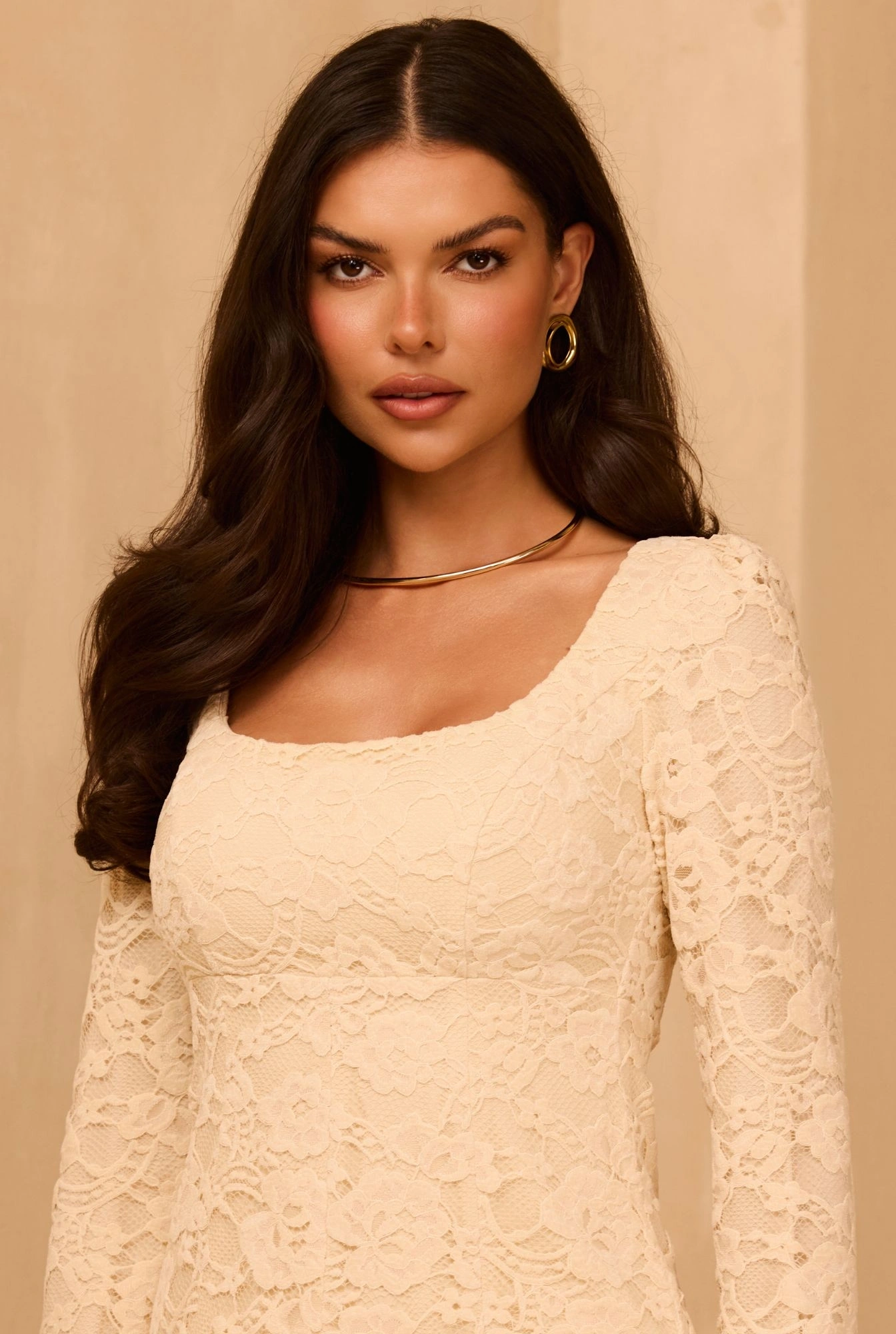 Tolla – vestido color crema REGULAR